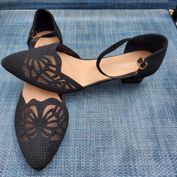 NEW! Rhinestone Minimalist Black Dress Shoe with Low Heel, one strap with buckle - Picture 1 of 5